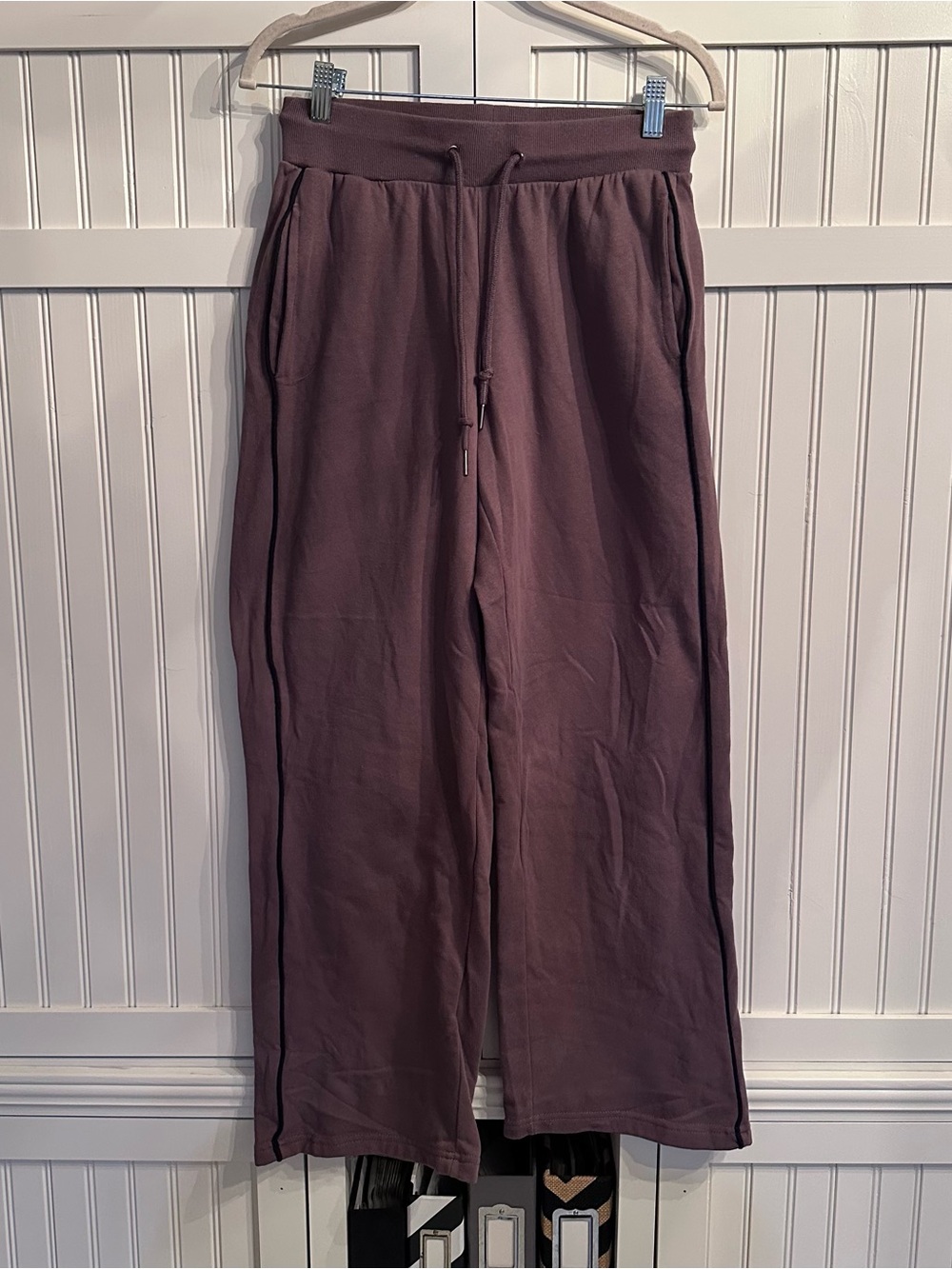 Daisy Fuentes Wide-Leg Drawstring Track Pants in Plum